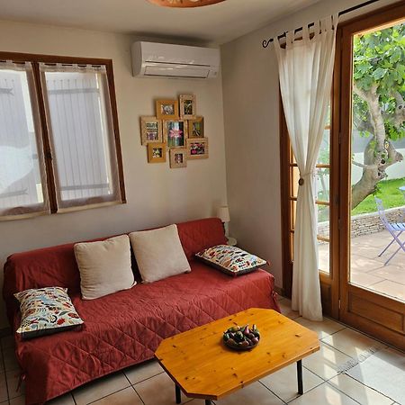 Au Pied Du Massif Des Costes Villa Pélissanne Dış mekan fotoğraf