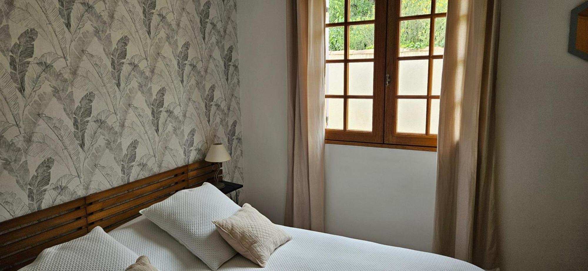Au Pied Du Massif Des Costes Villa Pélissanne Dış mekan fotoğraf
